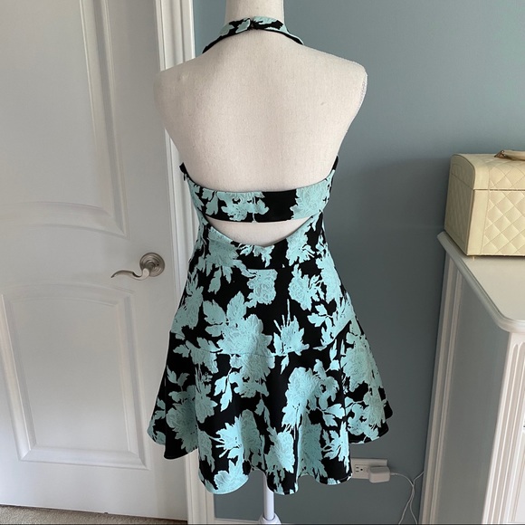 Parker “Leona” Scuba High Neck Dress - Picture 3 of 7